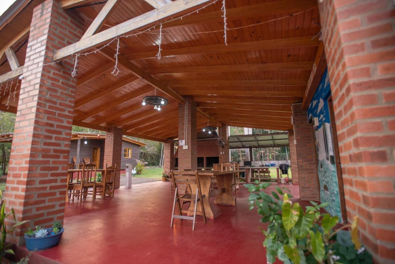 Cabanas La Quinta Puerto Iguazú Buitenkant foto