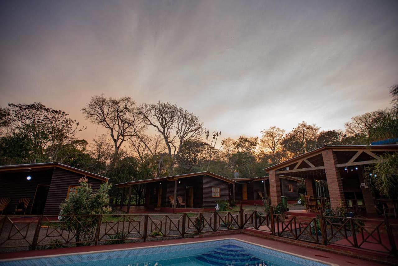 Cabanas La Quinta Puerto Iguazú Buitenkant foto