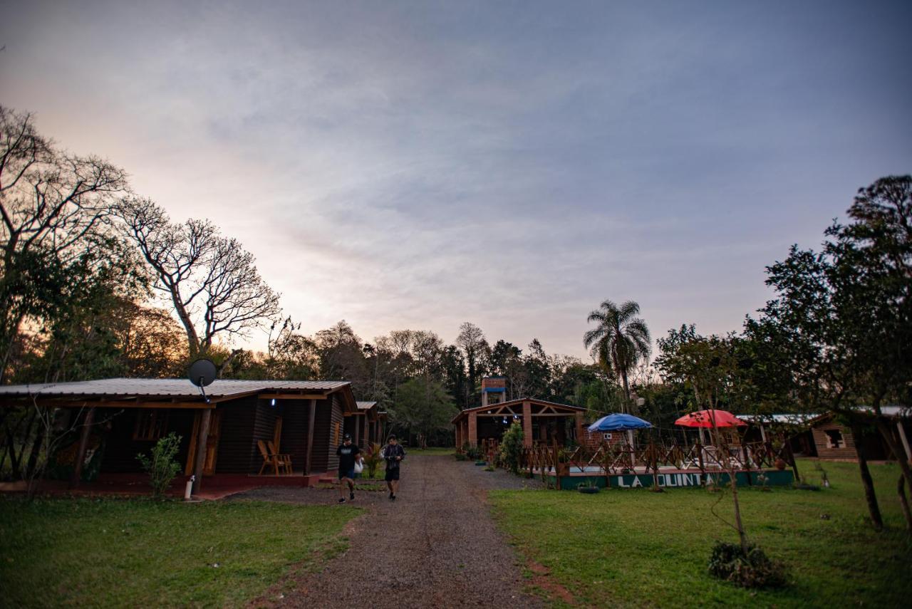 Cabanas La Quinta Puerto Iguazú Buitenkant foto